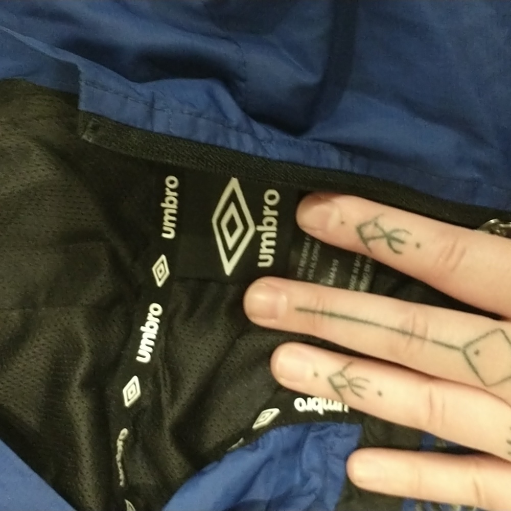 Umbro windbreaker - Picture 2 of 4